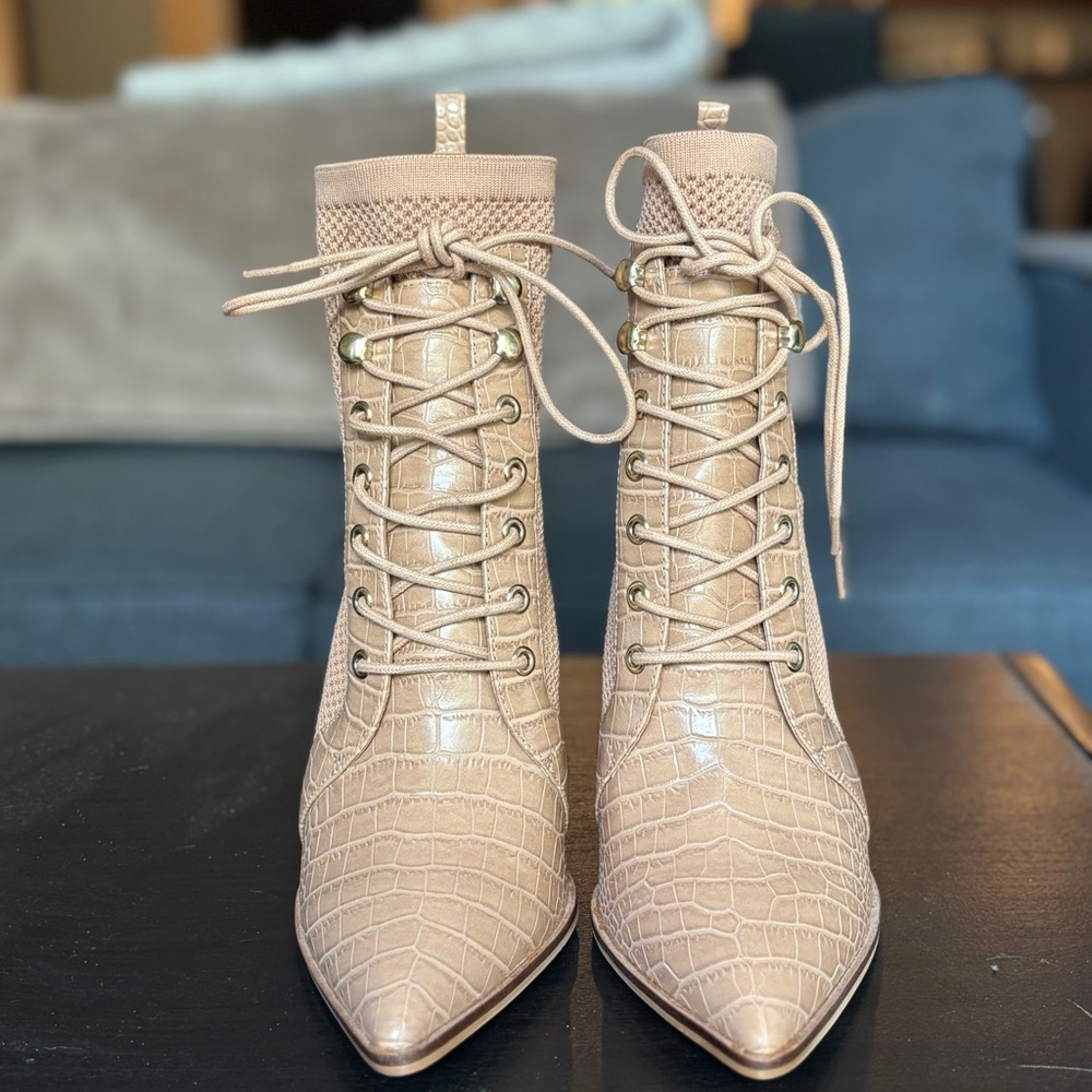 Steve Madden Tan Lace Up Boots with Pointed Toe, Never Worn